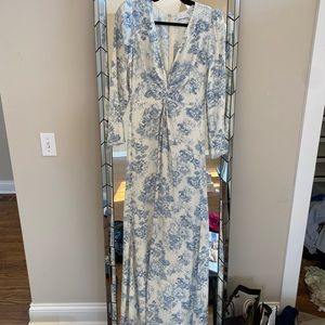 Reformation Size 8 Maxi dress
